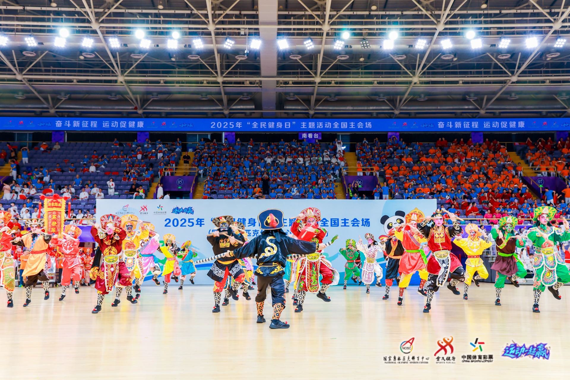 火箭本赛季第7次赢球净胜分20+，该数据领跑全联盟